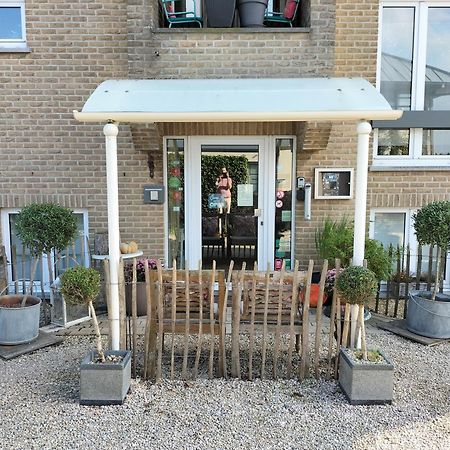 Boutique Hotel Butler Zuienkerke Exterior photo